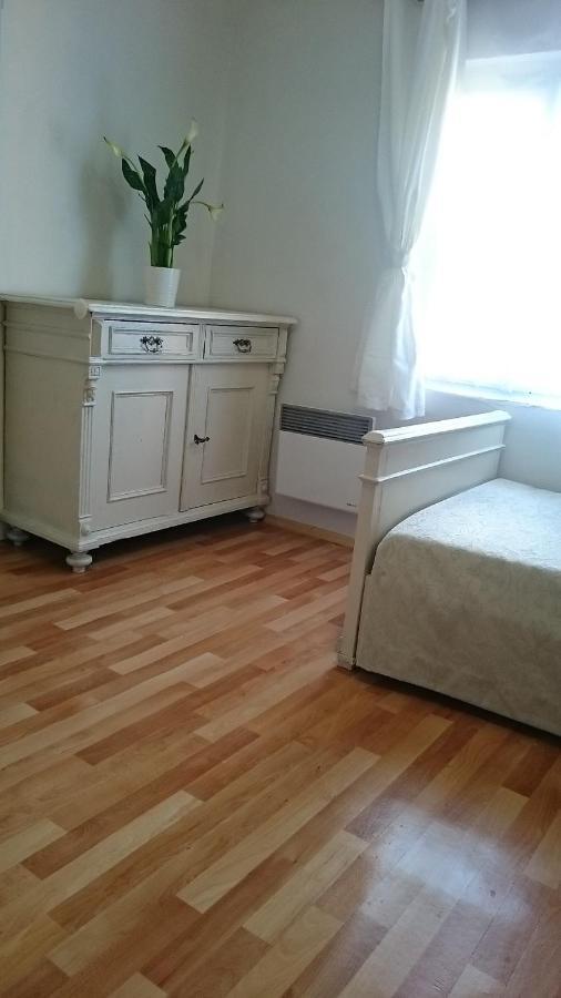 Ubytovani Saslun Apartment Kolesov Luaran gambar