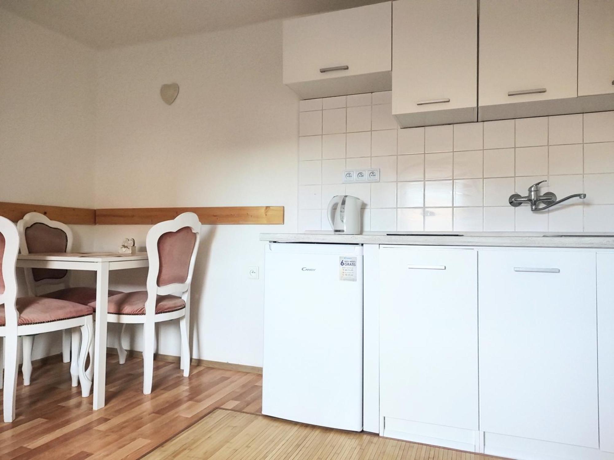 Ubytovani Saslun Apartment Kolesov Luaran gambar